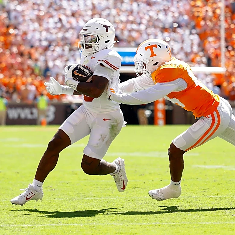 Recap: Tennessee falls to Texas 20-17