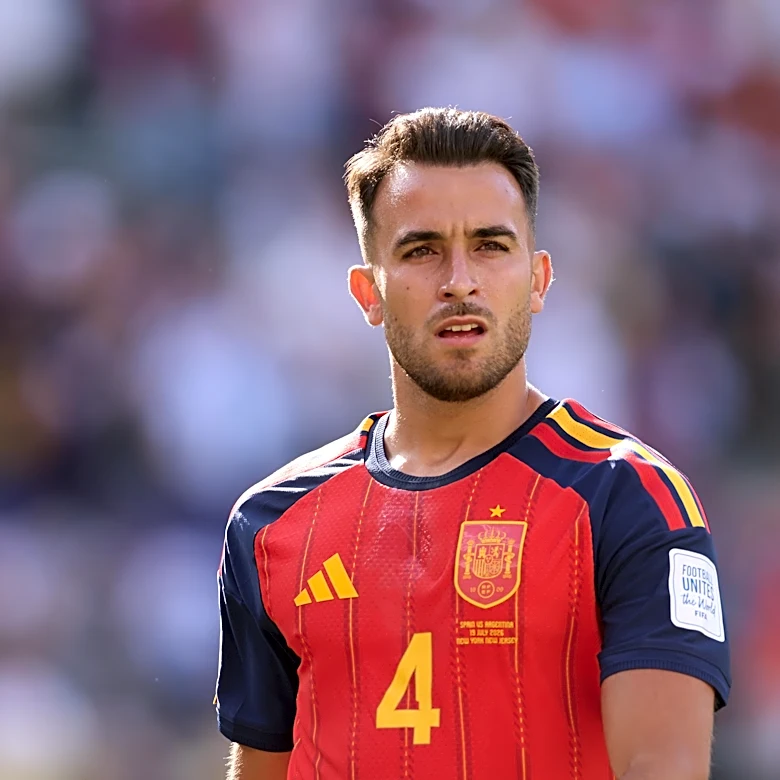 Spain boss Luis de la Fuente offers Eric Garcia injury update after Barcelona star forced out of England win