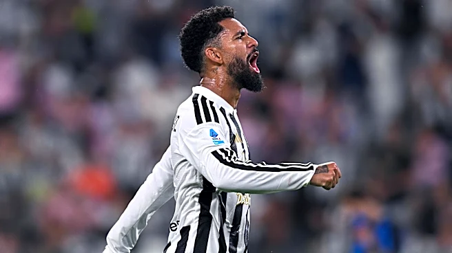 Report: Juventus could offer a new contract to rejuvenated Douglas Luiz as well