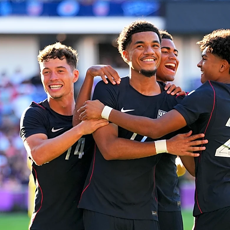 Youth shine as USMNT breeze past Peru
