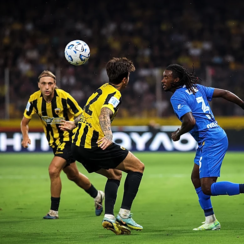 Years later, Omar Richards earns Bayern Munich some cash