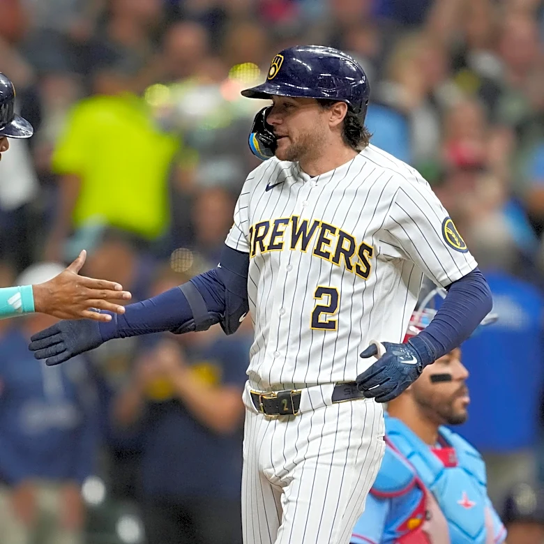 Once again, Brice Turang leads the charge as Brewers beat Cardinals 3-2