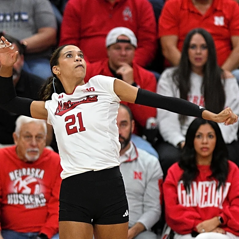 The Huskers Get Their Second Sweep of the Weekend Beating Ohio State 3-0.