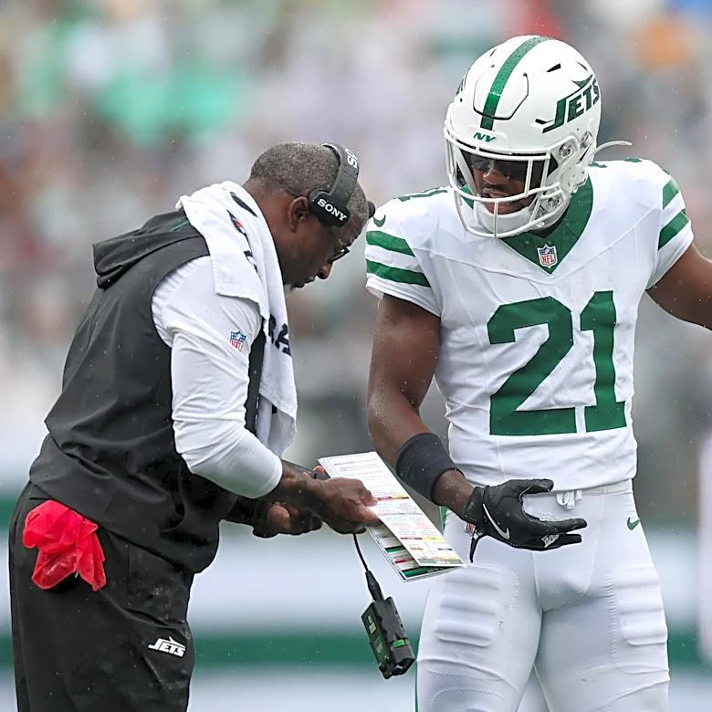 Jets fan confidence plummets after overtime loss to Green Bay