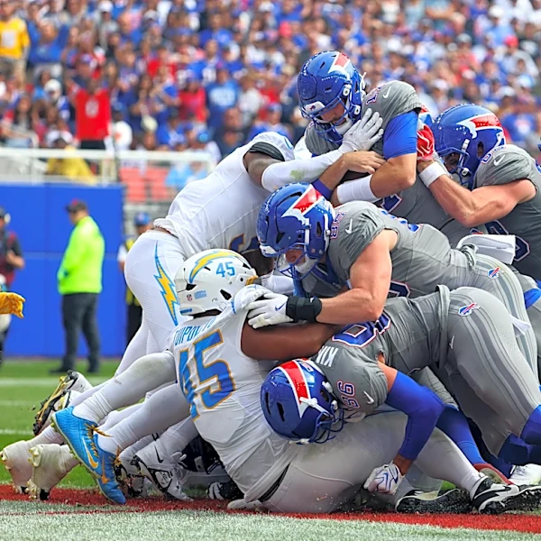 Josh Allen ties Bills record for touchdowns scored, tying two Hall of Famers