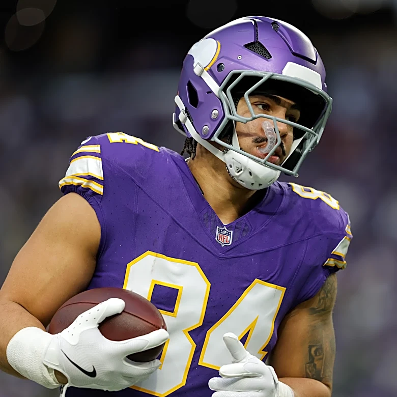 The Vikings Could Be Without Josh Oliver For A While