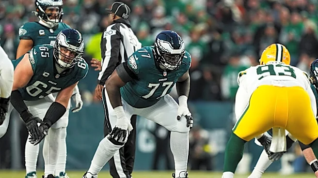 Packers keep adding veteran offensive linemen by signing Mekhi Becton