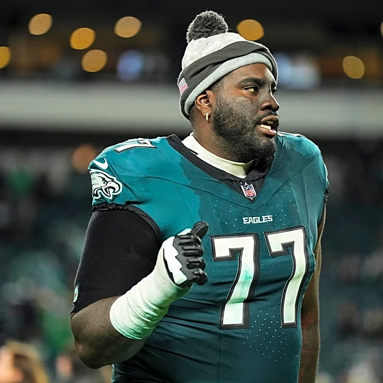 Mekhi Becton signs with Packers