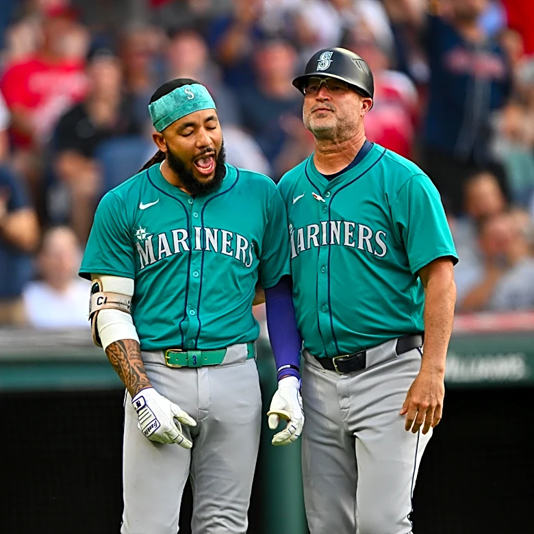 Mariners announce sweeping coaching staff changes following departure of Dan Wilson