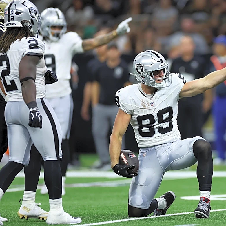 Brock Bowers returns with vengeance in Las Vegas Raiders’ Week 3 win vs. New Orleans Saints