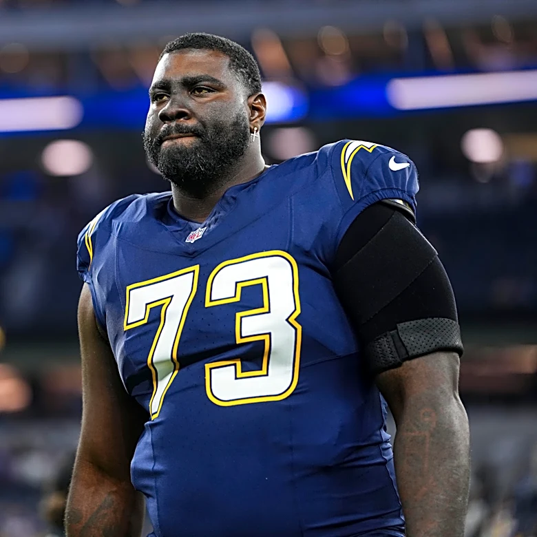 Packers Roster Update: Green Bay reshuffles roster for OL additions