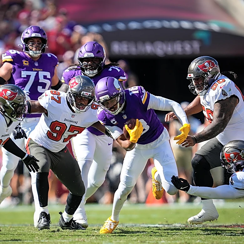 Justin Jefferson Avoids Serious Injury, Could Play Sunday