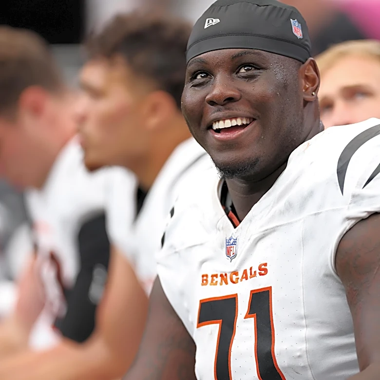 Bengals News: Amarius Mims adds to elite start this season