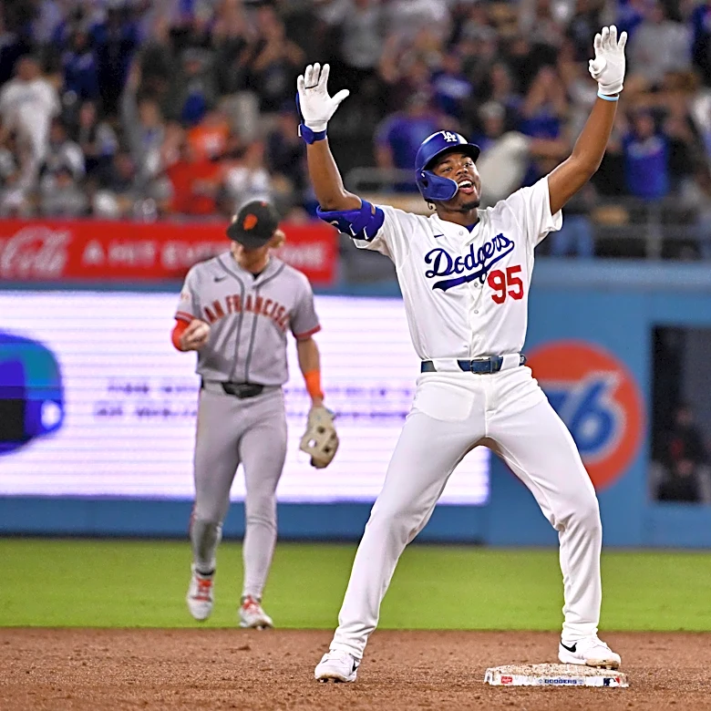 Dodger notes: Kyle Tucker, Josue De Paula