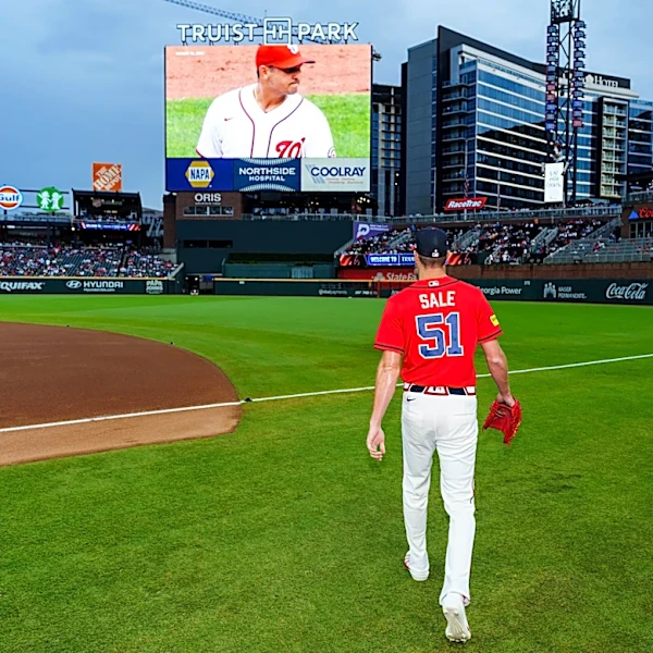 Chris Sale — who else? — leads Braves in Game 1 against the Phillies