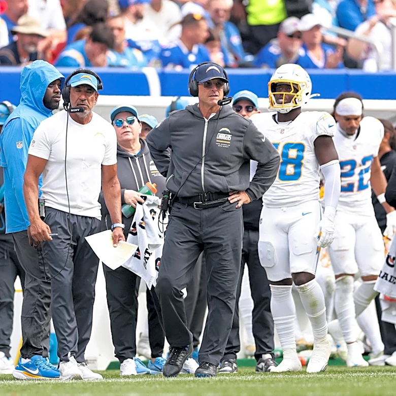 Chargers Power Rankings Roundup: Bolts’ downward slide continues at 0-3