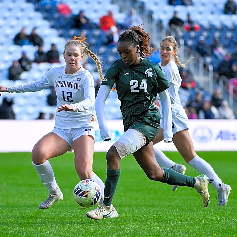 Spartan Soccer & Volleyball off to impressive starts