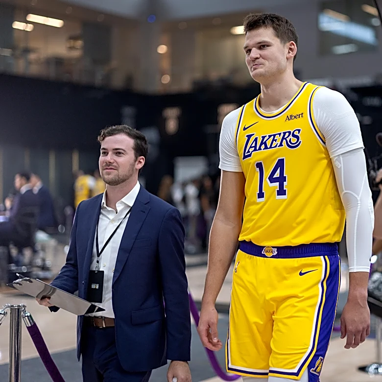 Lakers Training Camp Notebook: Redick excited about competition in training camp