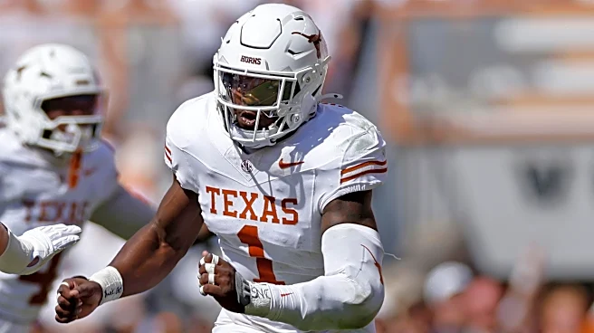 Longhorns Daily News: Texas’ Colin Simmons earns three national player of the week honors after Tennessee win