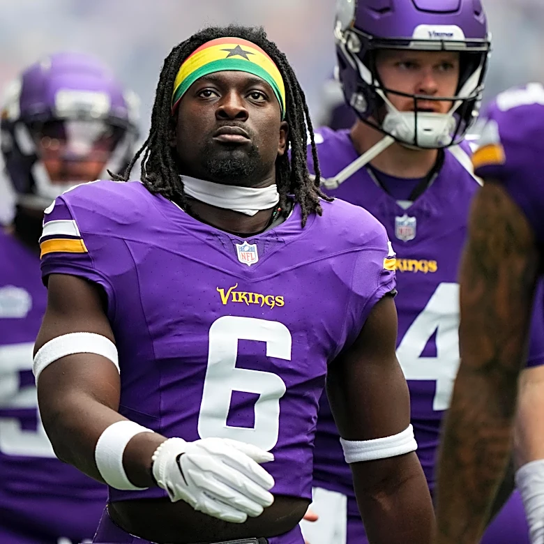 Falcons sign LB Brian Asamoah
