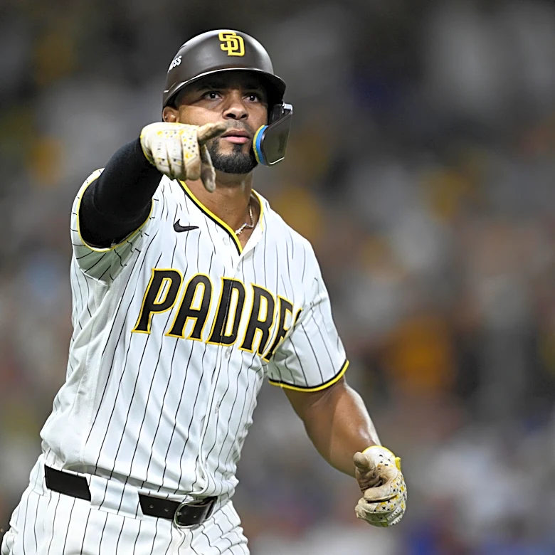 Ex-Red Sox Xander Bogaerts, Jordan Hicks, and more got in the playoff action yesterday