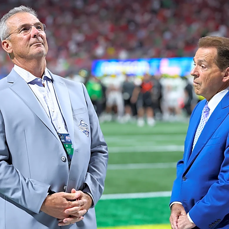 Longhorns Daily News: Urban Meyer inserts himself into debate over Colin Simmons’ sack celebration