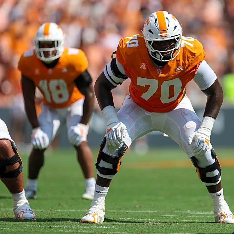 Josh Heupel breaks down Tennessee’s struggling offensive line