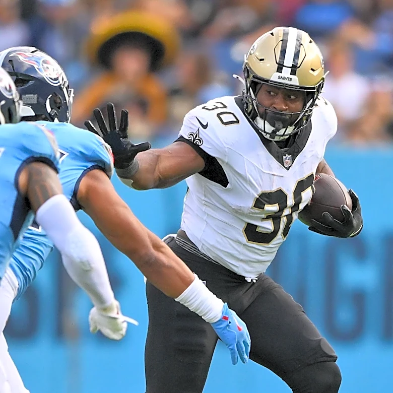 Vikings sign two former Saints running backs