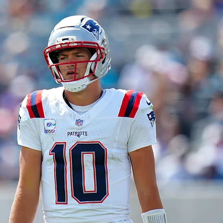 Drake Maye injury: Patriots QB downplays shoulder issue