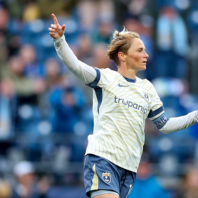 NWSL Power Rankings – Matchweek 23: Gotham FC’s Jaedyn Shaw makes history, NC Courage forward Ashley Sanchez ties NWSL record, Jess Fishlock breaks...