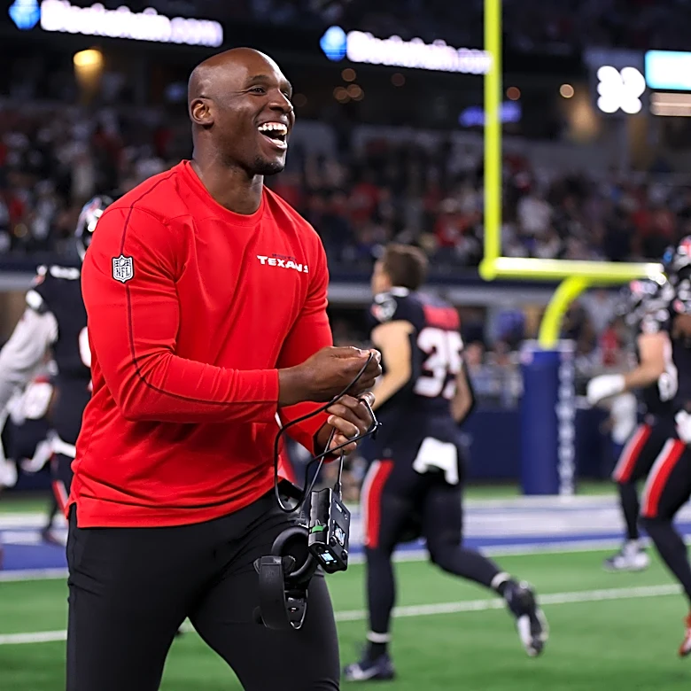 Winless Texans stand in way of Cowboys righting their season