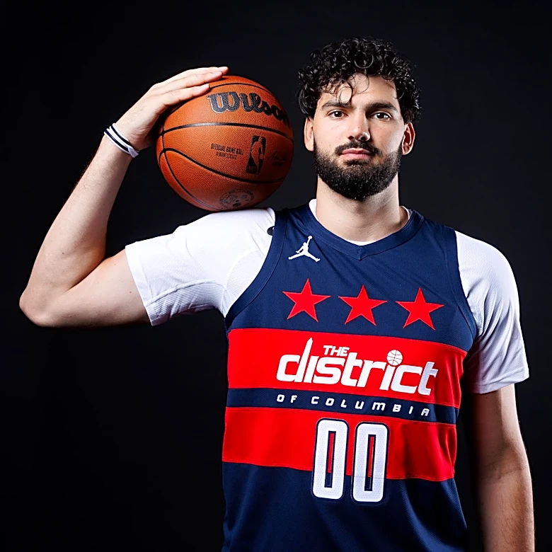 Tristan Vukcevic sidelined with hip injury