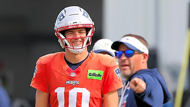 Josh McDaniels adds context to Drake Maye shoulder injury