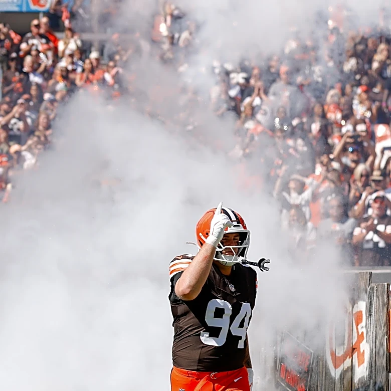 Browns DT Mason Graham injured on Steelers first drive on Thursday Night Football