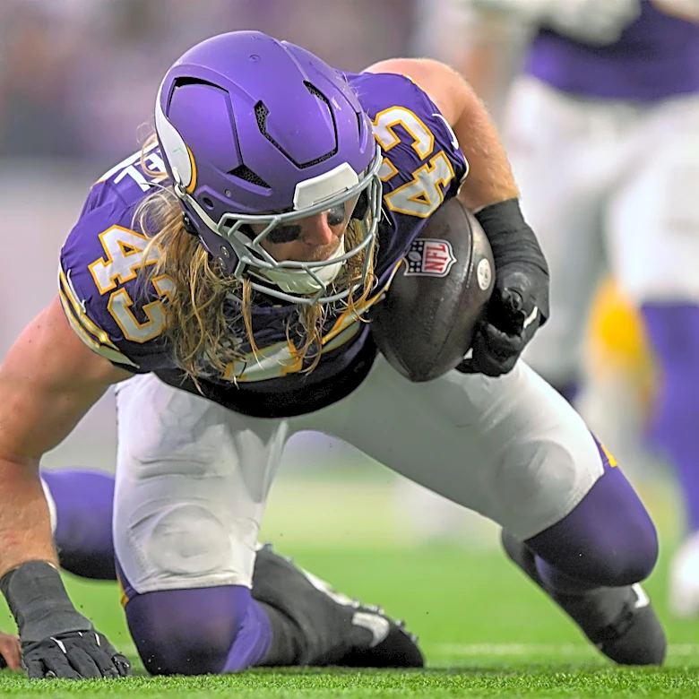 Miami Dolphins news: Andrew Van Ginkel, Vikings preview, and injury updates