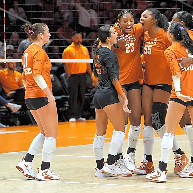 Texas women’s sports weekly review-preview: Longhorns volleyball returns home