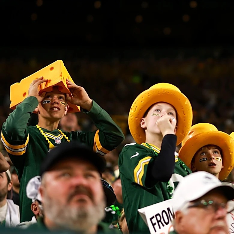 Cheese Curds: Fans hoping Packers look a little different on Sunday