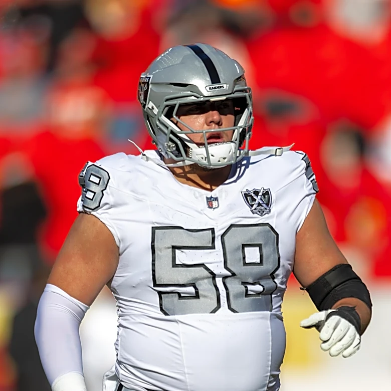 Chiefs-Raiders Week 4 Friday injury report: Raiders starting guard out