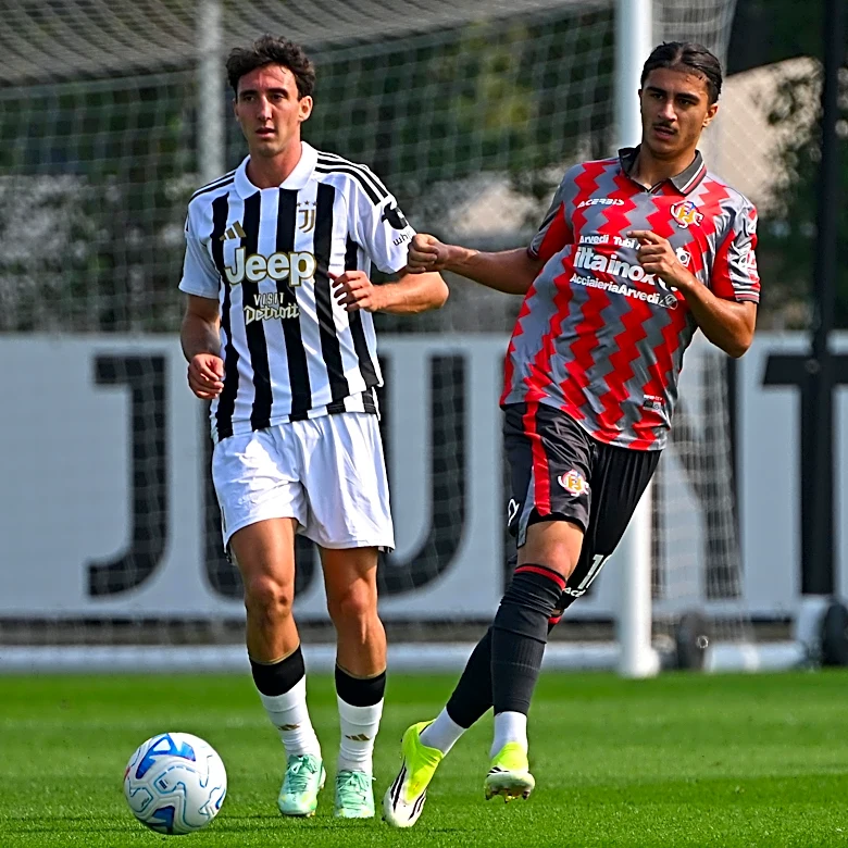 Adin Ličina needed surgery after fracturing a bone in his wrist during friendly vs. Juventus
