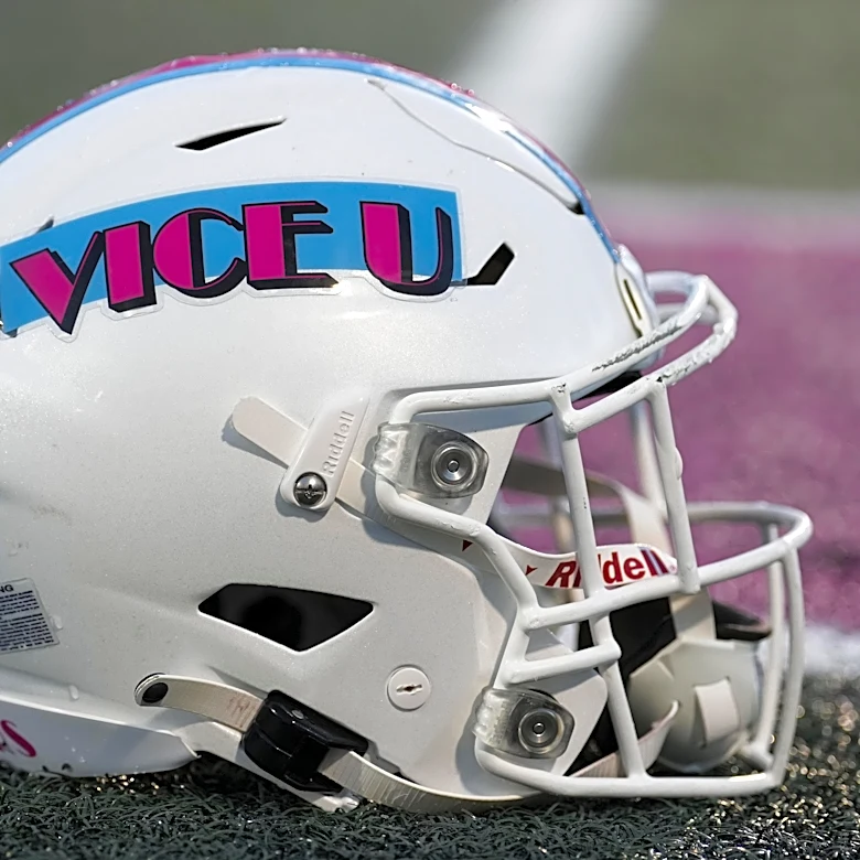 FIU’s unveils new “Vice U” look; first-ever pink uniforms in FBS