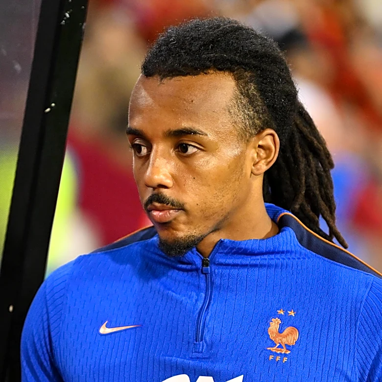 More frustration for Jules Kounde as Barcelona star stays on the bench for France