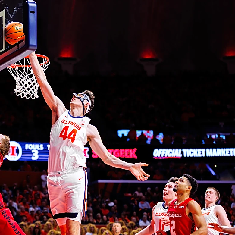‘We’re bigger, we’re longer’: Length, athleticism fuel new-look Illinois defense