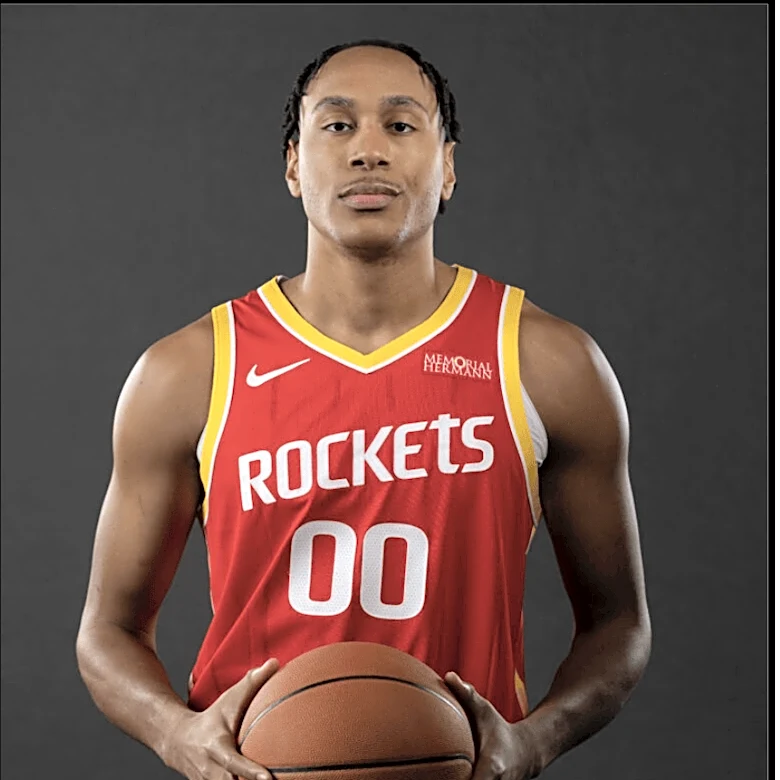 Rockets waive two-way center Rafael Castro
