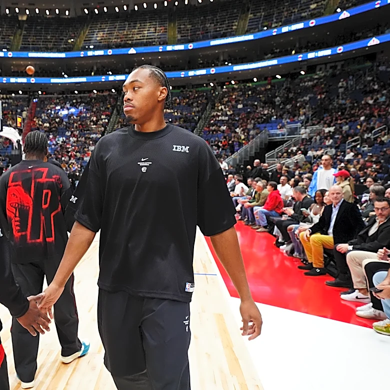 Raptors drop first preseason game to Heat