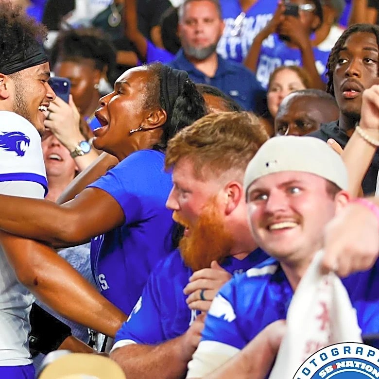 Kenny Minchey hit milestone vs. South Carolina that a Kentucky QB hasn’t done since Jared Lorenzen