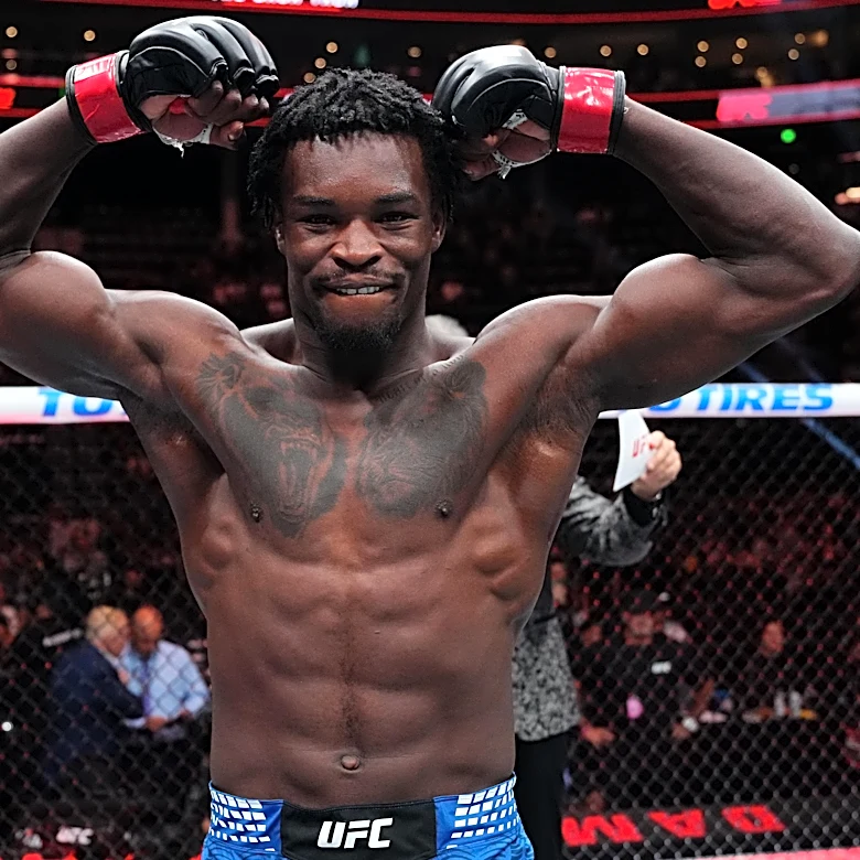 Bonuses! Pinas, Walker lead $100K winners on record-setting card | UFC 332