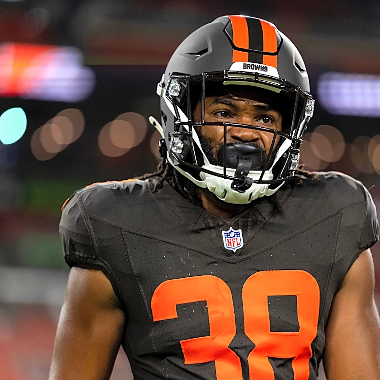 How many snaps for Jerry Jeudy, Jaleel McLaughlin have for Browns offense in win over Steelers?