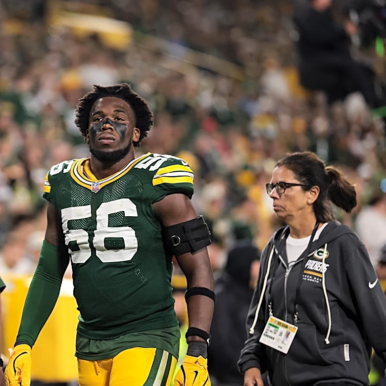 Edgerrin Cooper carted off vs. Tampa Bay Buccaneers