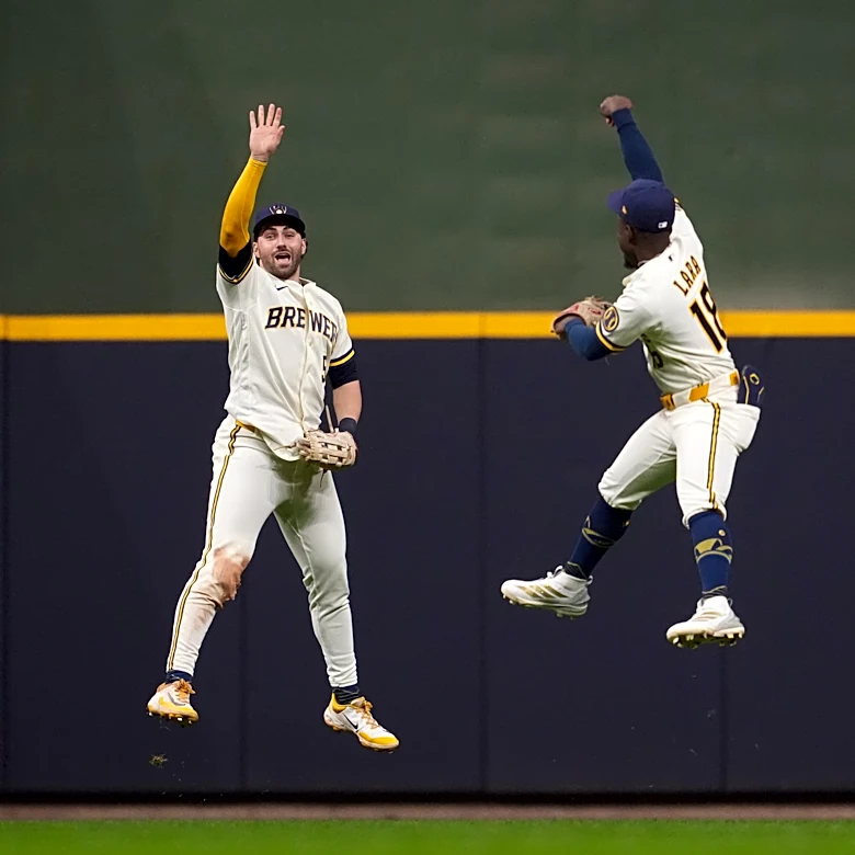 NLDS Game 2 Discussion: Milwaukee Brewers (1-0) vs San Diego Padres (0-1)