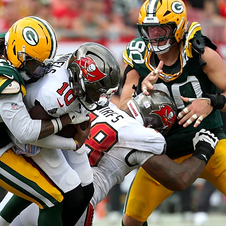 Week 4 Game Recap: Daniels’ flashes not enough as Bucs fall 0-4